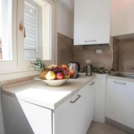 Italianflat - Via Adua Two Bedroom Old Town * Werona