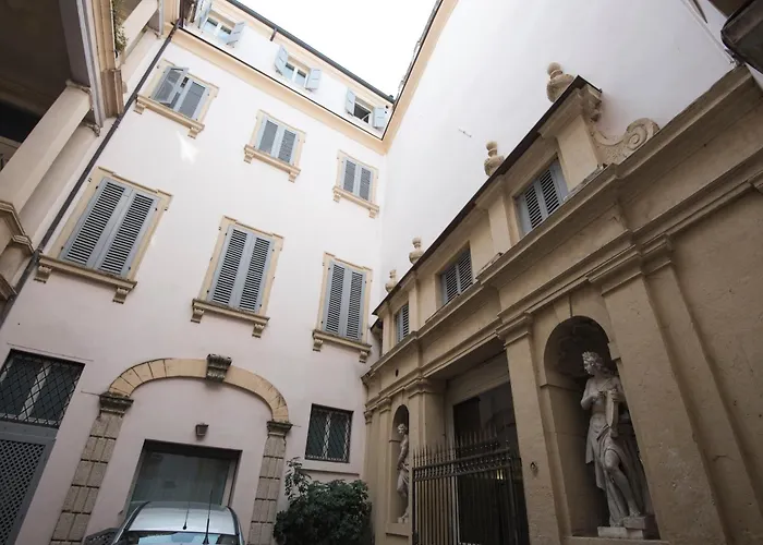 Italianflat - Via Adua Two Bedroom Old Town *